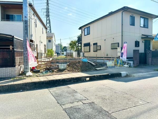 八潮市上馬場　新築一戸建て
