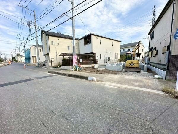 八潮市上馬場　新築一戸建て
