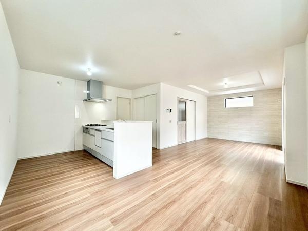 八潮市八條　新築一戸建て　4期