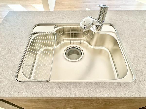 草加市青柳7丁目　新築一戸建て　10期