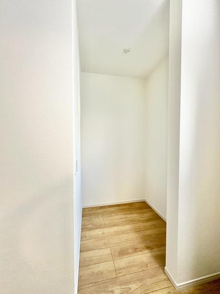 草加市青柳7丁目　新築一戸建て　10期