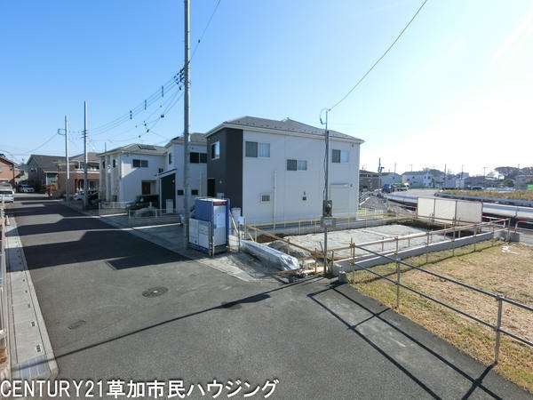 八潮市西袋　新築一戸建て　II