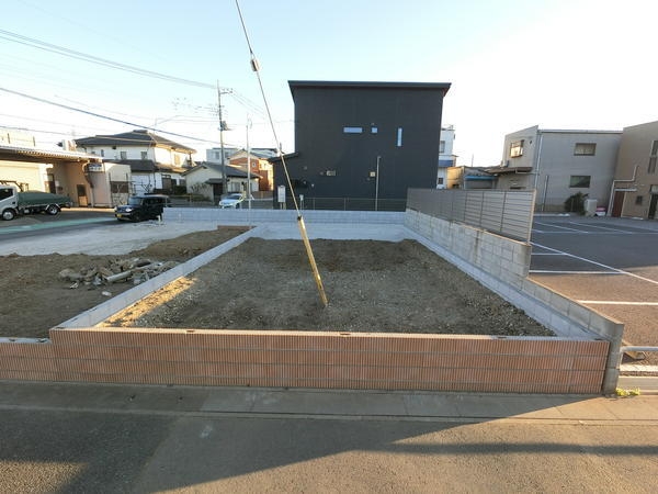 八潮市伊草1丁目　新築一戸建て　第2　　2号棟