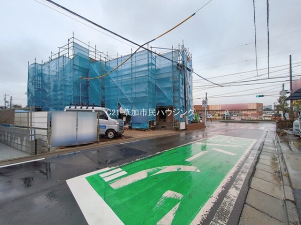 八潮市伊草1丁目　新築一戸建て　第2　　2号棟
