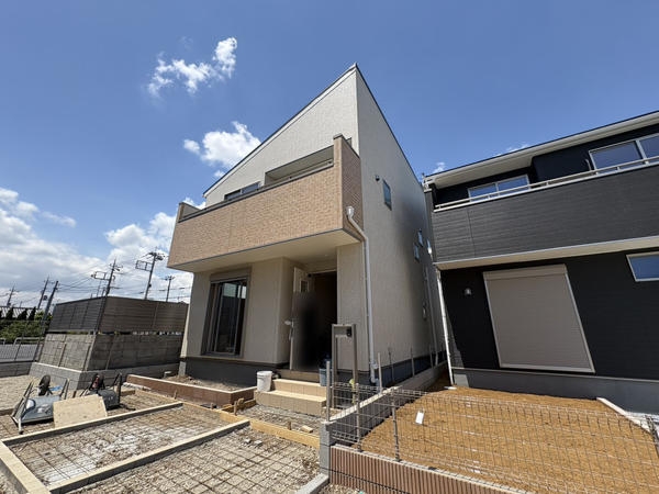 八潮市伊草1丁目　新築一戸建て　第2　　2号棟