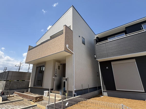 八潮市伊草1丁目　新築一戸建て　第2　　2号棟