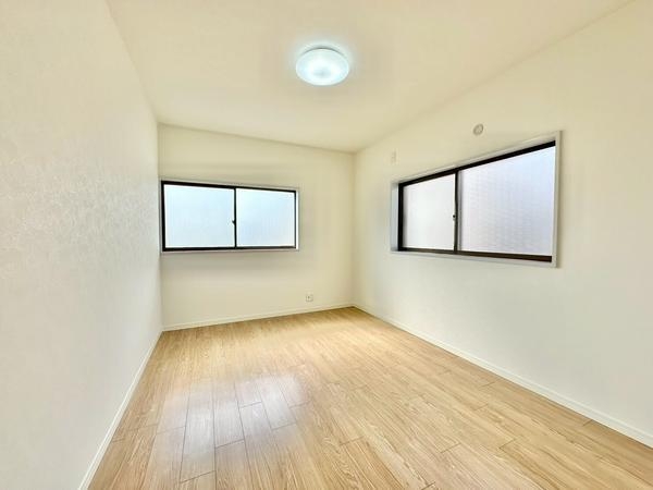 草加市中根３丁目の中古一戸建て