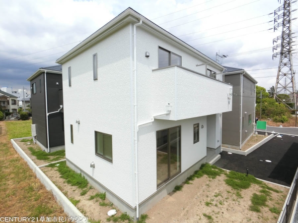 草加市瀬崎5丁目　新築一戸建て　第8　1号棟