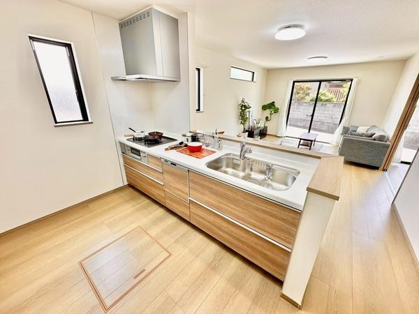 八潮市南川崎　新築一戸建て