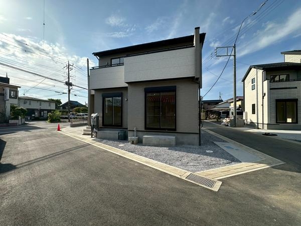 草加市新里町　新築一戸建て　4期3号棟
