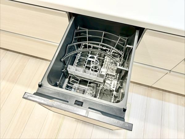 草加市新里町　新築一戸建て　4期1号棟
