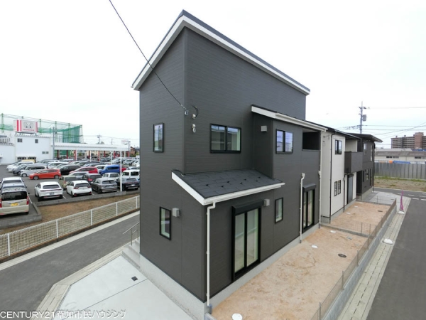 草加市苗塚町　新築一戸建て　第1期16号棟
