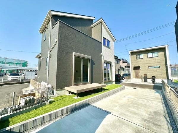 草加市苗塚町　新築一戸建て　第1期14号棟
