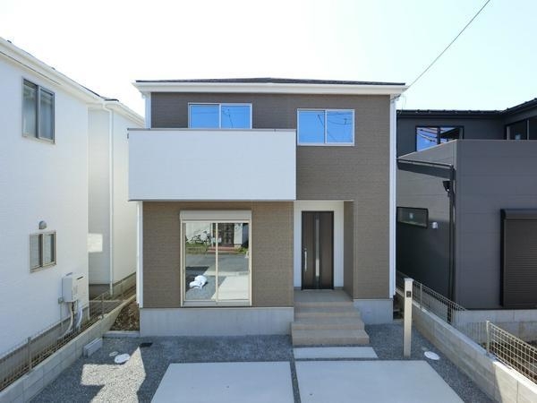 草加市両新田西町　新築一戸建て　1期1号棟
