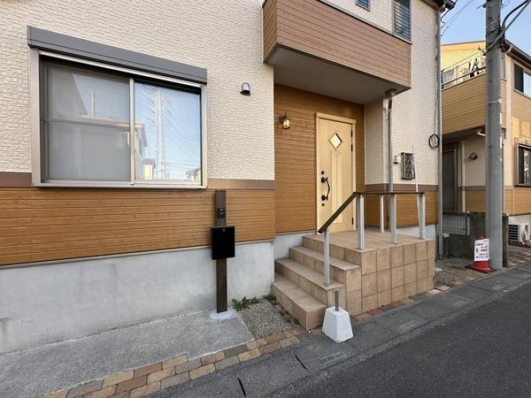 草加市八幡町　中古一戸建て