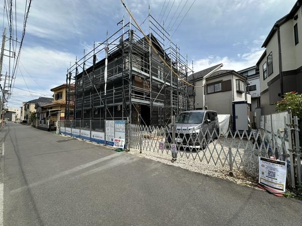 草加市新里町　新築一戸建て　1棟