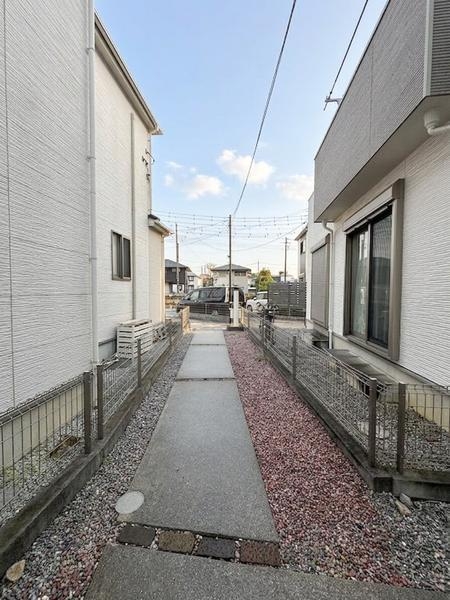 草加市谷塚仲町　中古一戸建て