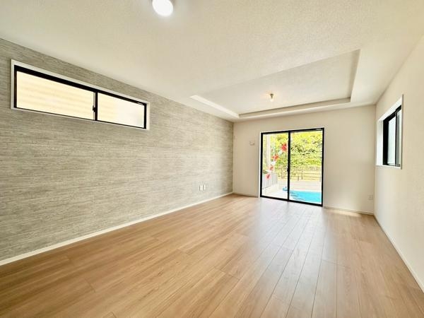草加市青柳8丁目　新築一戸建て　9期1号棟