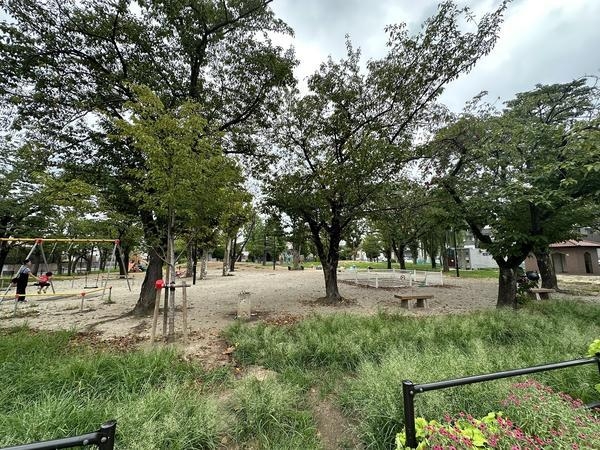 八潮市大字新町の中古一戸建て(稲荷公園)