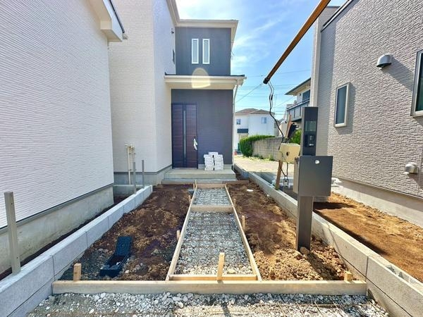 草加市谷塚仲町　新築一戸建て　E号棟