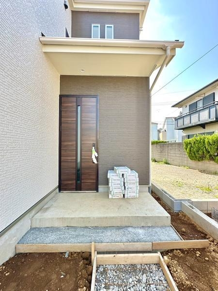 草加市谷塚仲町　新築一戸建て　E号棟