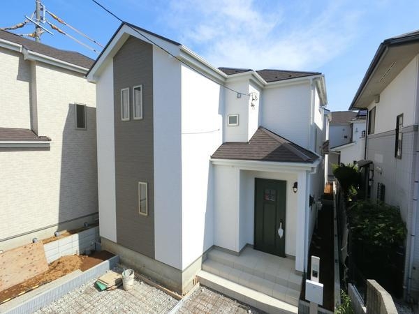 草加市谷塚仲町　新築一戸建て　A号棟