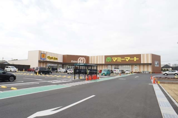 草加市稲荷６丁目の中古一戸建て(マミーマート　八潮伊草店)