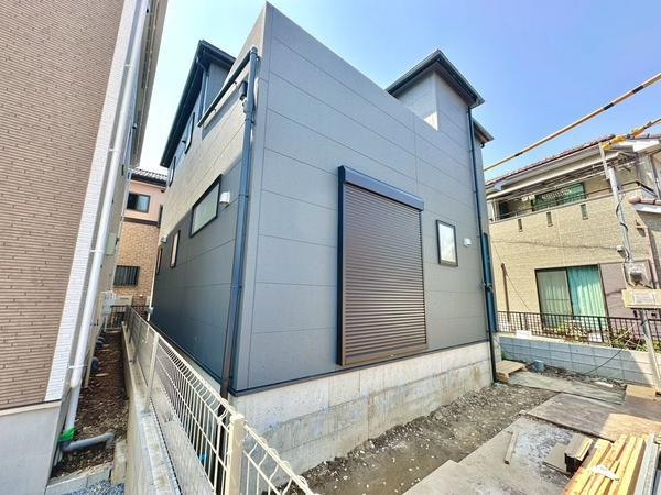 草加市両新田西町　新築一戸建て　1期