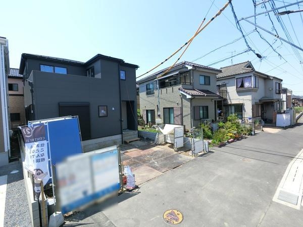 草加市両新田西町　新築一戸建て　1期