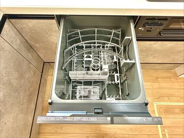 草加市苗塚町　新築一戸建て　2期