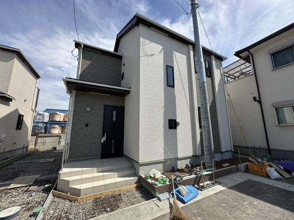 八潮市大字二丁目　新築一戸建て　E号棟