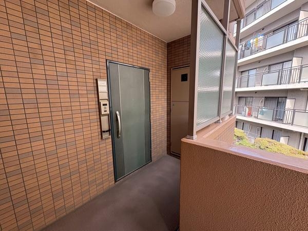 セザール谷塚