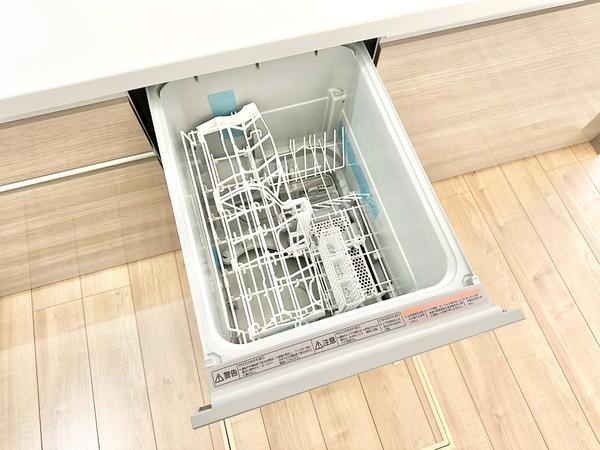 草加市青柳8丁目　新築一戸建て　2期
