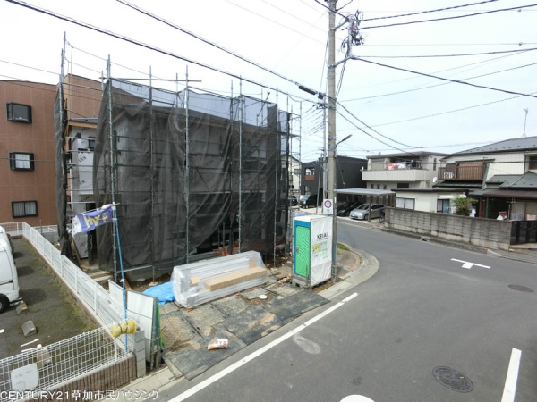 草加市長栄2丁目　新築一戸建て　7期1号棟
