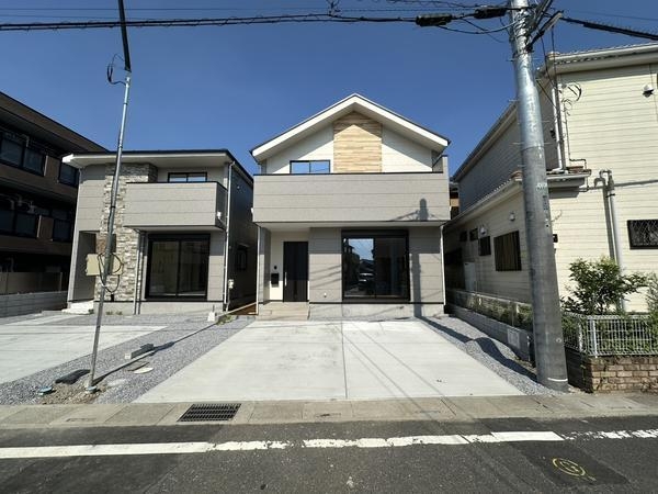 草加市長栄2丁目　新築一戸建て　7期3号棟