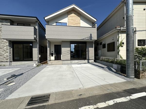 草加市長栄2丁目　新築一戸建て　7期3号棟