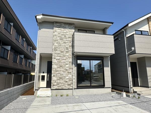 草加市長栄2丁目　新築一戸建て　7期2号棟