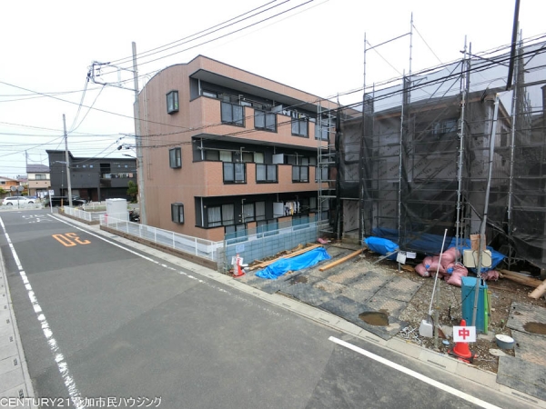 草加市長栄2丁目　新築一戸建て　7期2号棟
