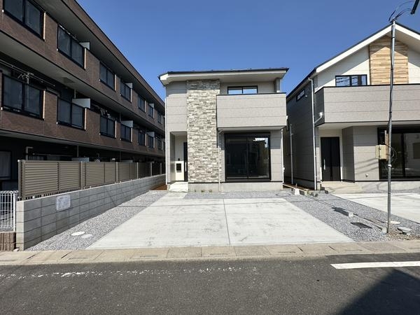 草加市長栄2丁目　新築一戸建て　7期2号棟