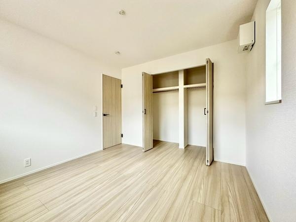 草加市新栄4丁目　新築一戸建て　01期