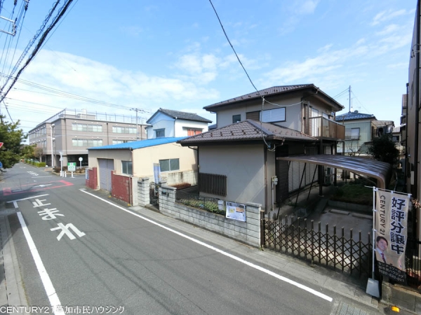 草加市青柳8丁目　売地