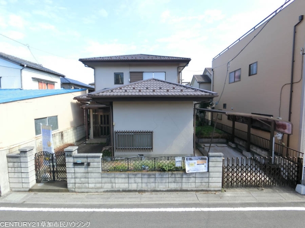 草加市青柳8丁目　売地