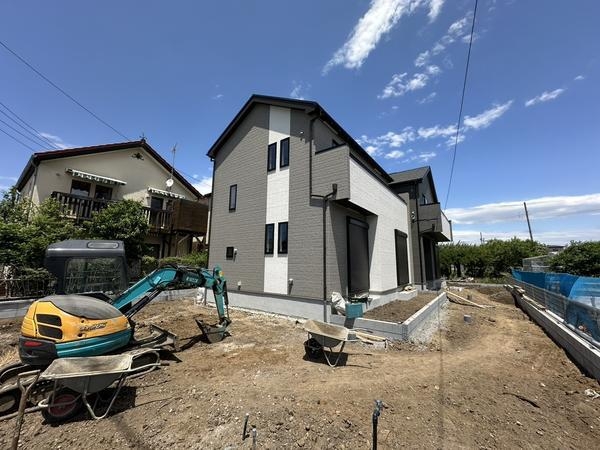 草加市新栄3丁目　新築一戸建て　B号棟