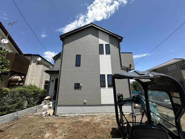 草加市新栄3丁目　新築一戸建て　B号棟