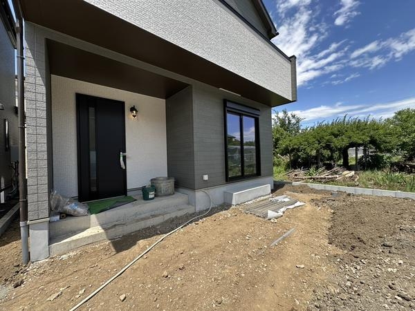 草加市新栄3丁目　新築一戸建て　C号棟