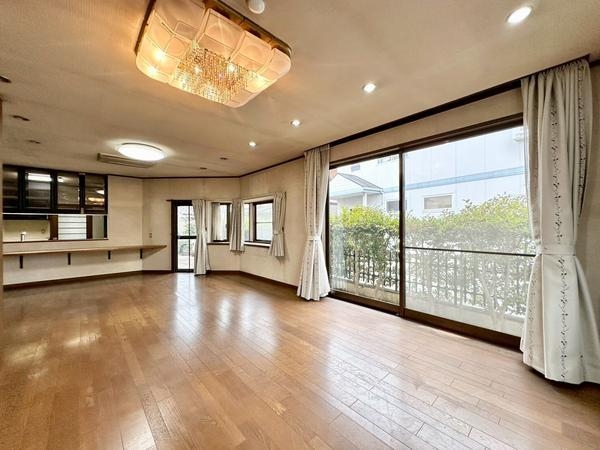 草加市長栄３丁目の中古一戸建て