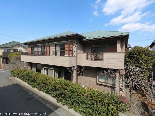草加市長栄3丁目　中古一戸建て