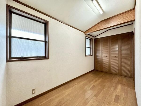 草加市長栄３丁目の中古一戸建て