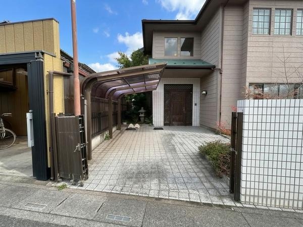 草加市長栄３丁目の中古一戸建て