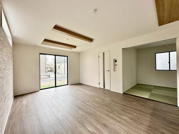 草加市青柳6丁目　新築一戸建て　28期3号棟